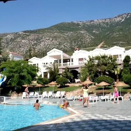 Daisy Garden Hotel 3*