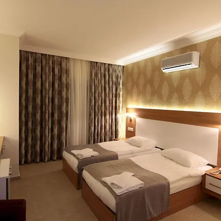 Daisy Garden Hotel