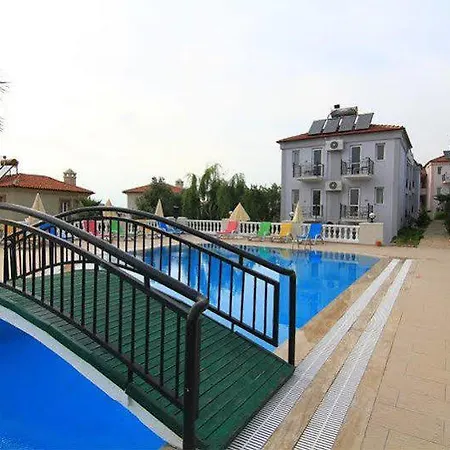 Daisy Garden Hotel